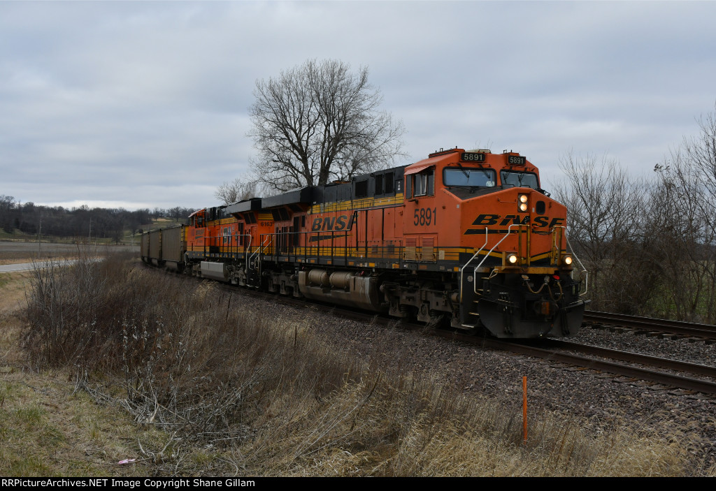 BNSF 5891